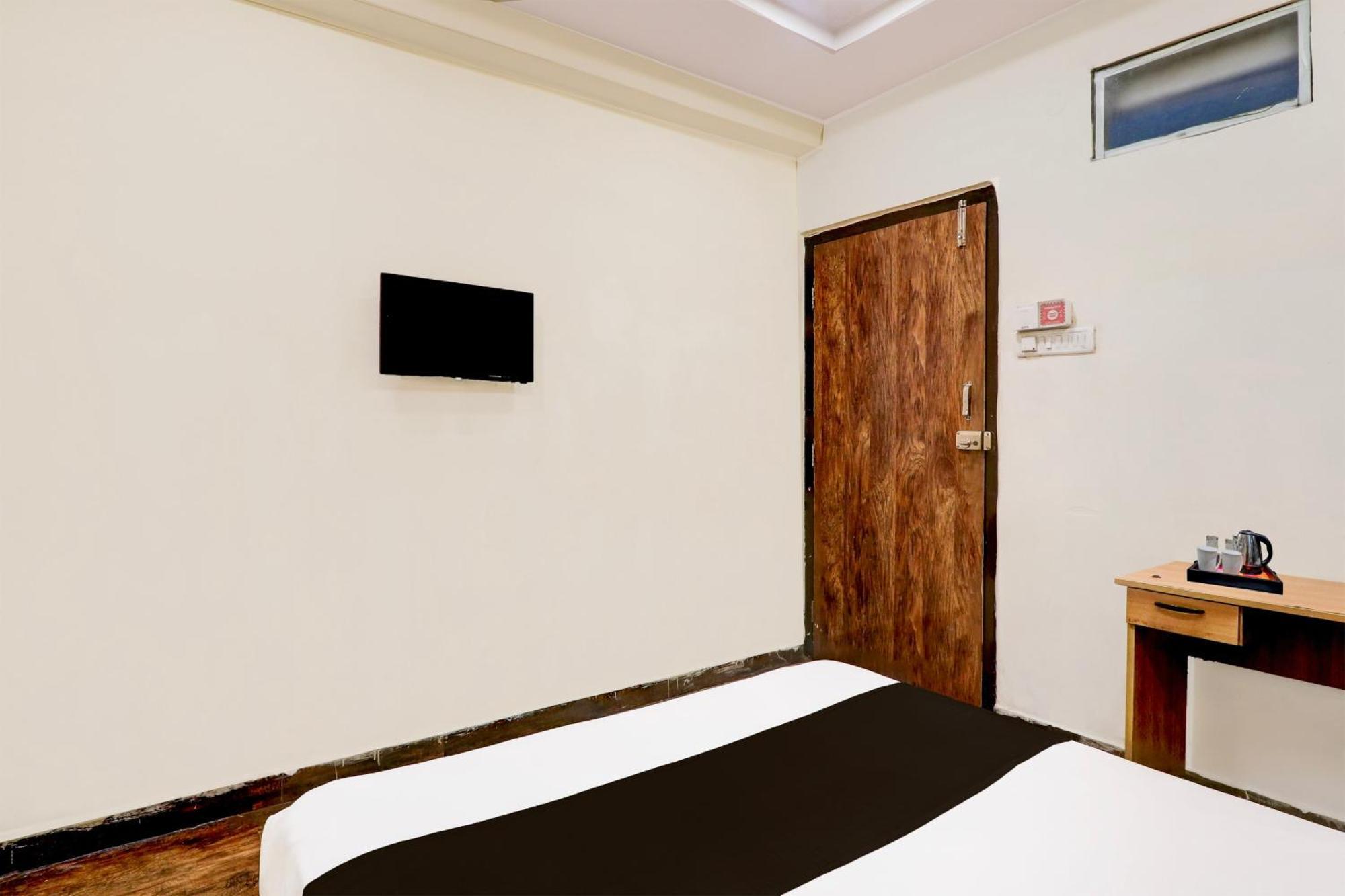 โอโย แฟล็กชิป 16635 พุทุปปาล Hotel Upal ภายนอก รูปภาพ